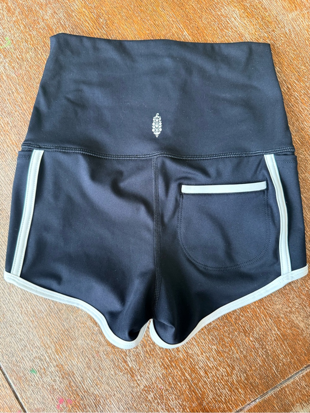 FP Movement by Free People Black Bike Shorts with Cream Trim - Picture 2 of 3
